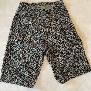 Old Navy gray and black cheetah print biker shorts